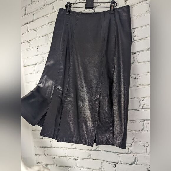 Danier Charcoal Leather Pencil Skirt - Picture 4 of 7
